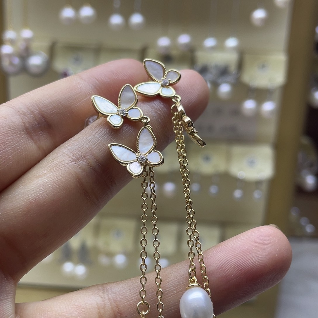 淡水珍珠银S925镶嵌耳饰