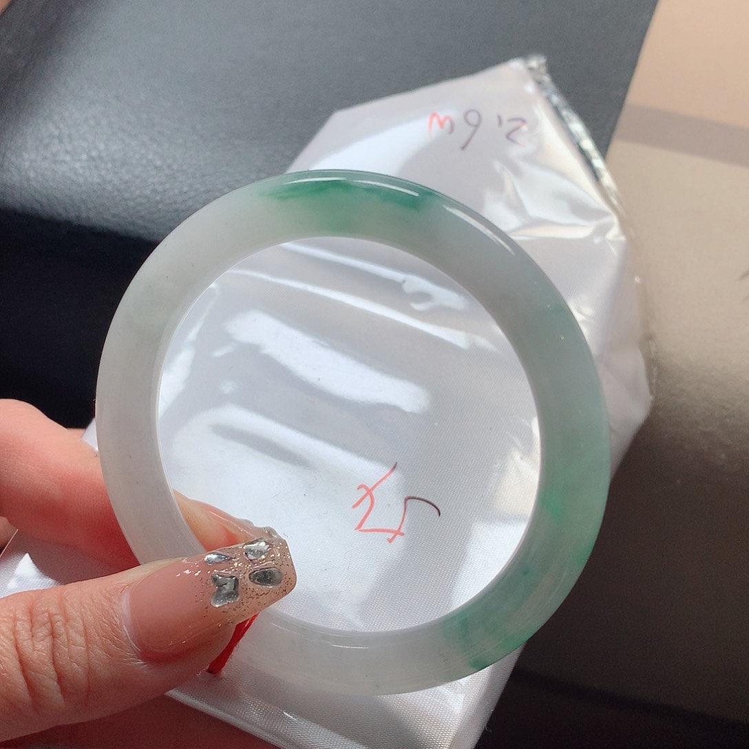翡翠手镯未镶嵌19号