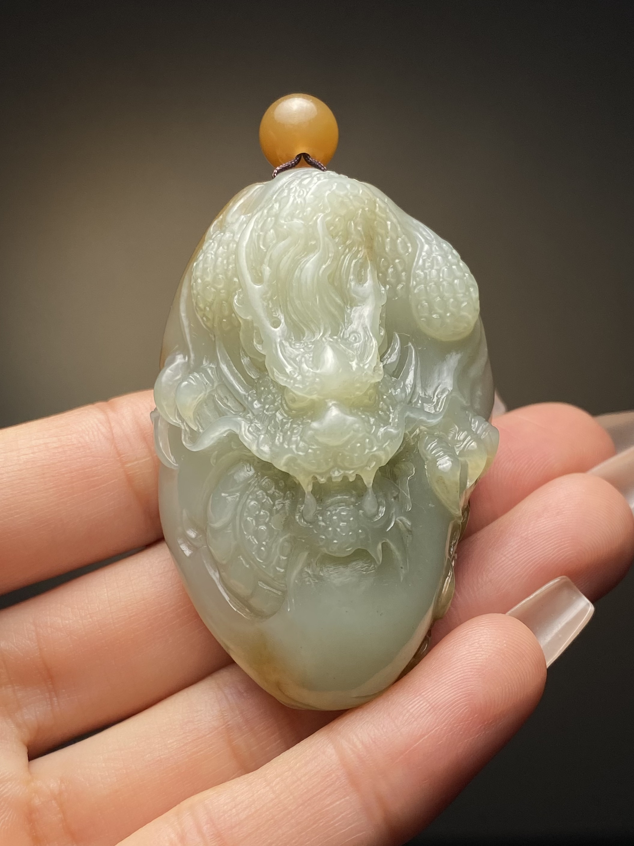 新疆和田玉且末料《龙凤呈祥》玉质油润 尺寸53*35*23.5㎜重51.6克