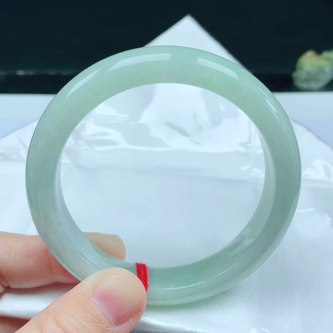 未镶嵌手镯翡翠57