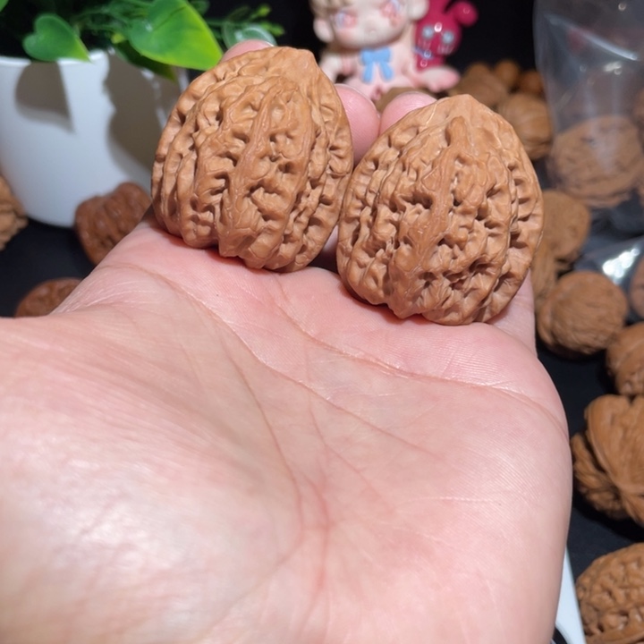 文玩核桃吊坠38佛度