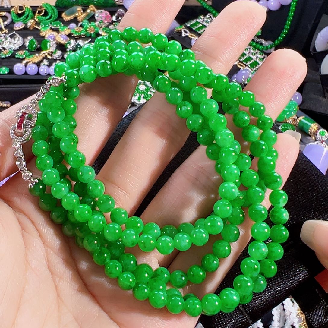 翡翠18K金镶嵌颈饰签收后24小时鉴赏期