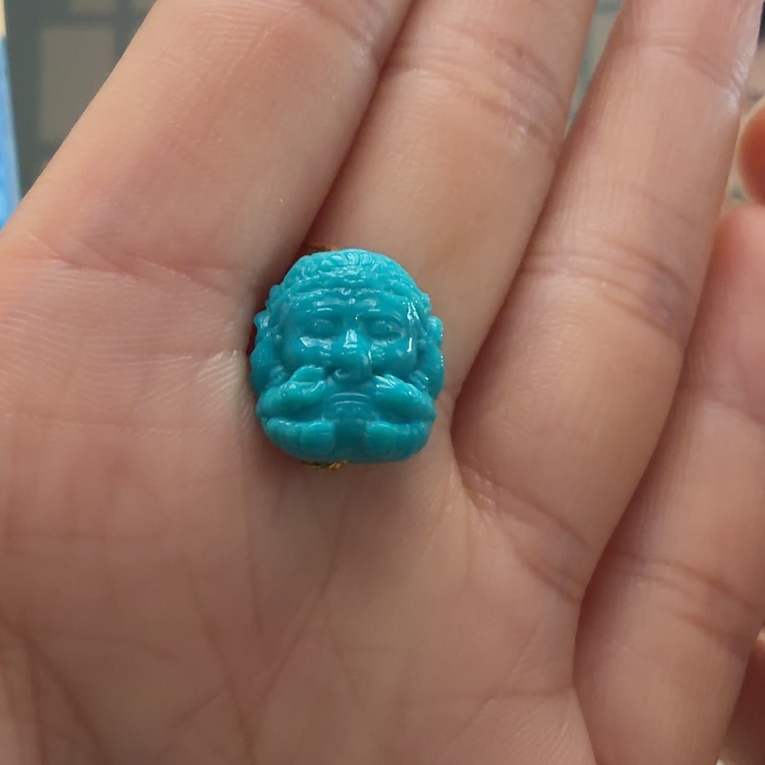 绿松石未镶嵌颈饰