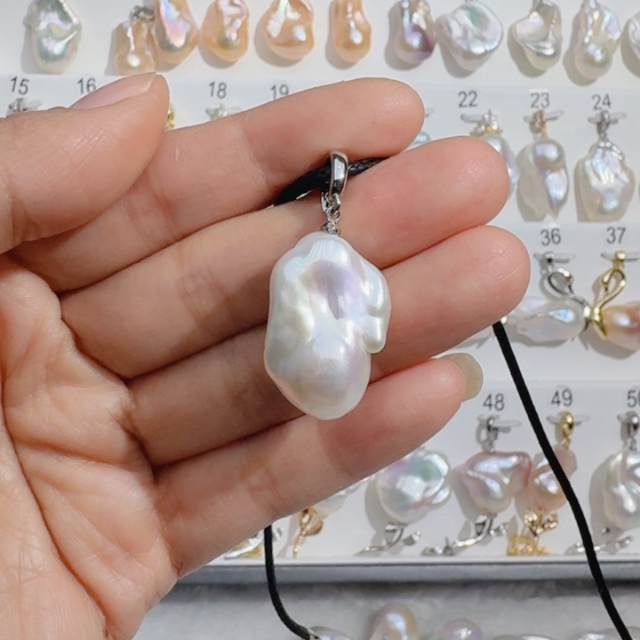 未镶嵌颈饰淡水珍珠