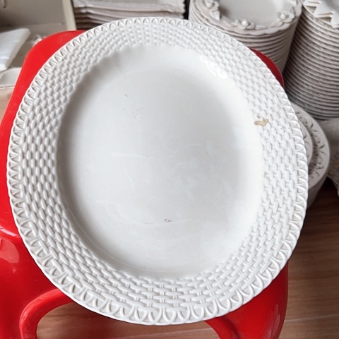 白瓷用****5老货浮雕鱼盘子