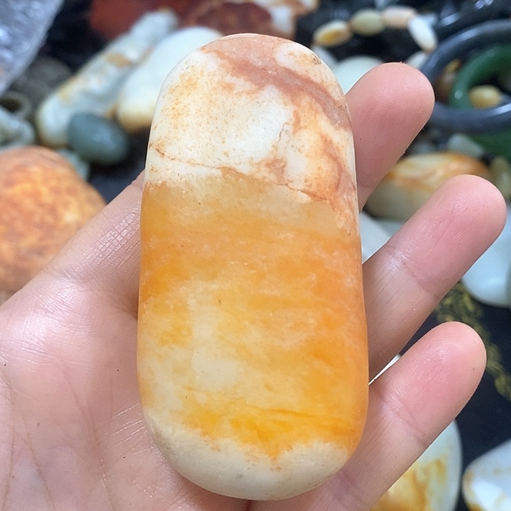 和田玉（糖玉）未镶嵌挂件