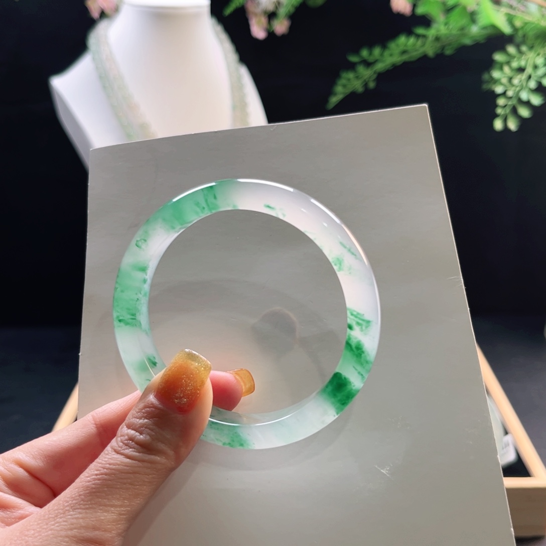 石英质玉手镯未镶嵌猫*暖