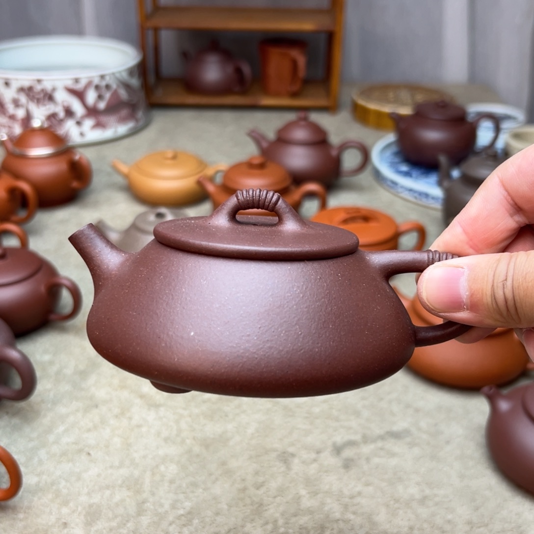 紫砂茶壶潘*多紫砂壶里