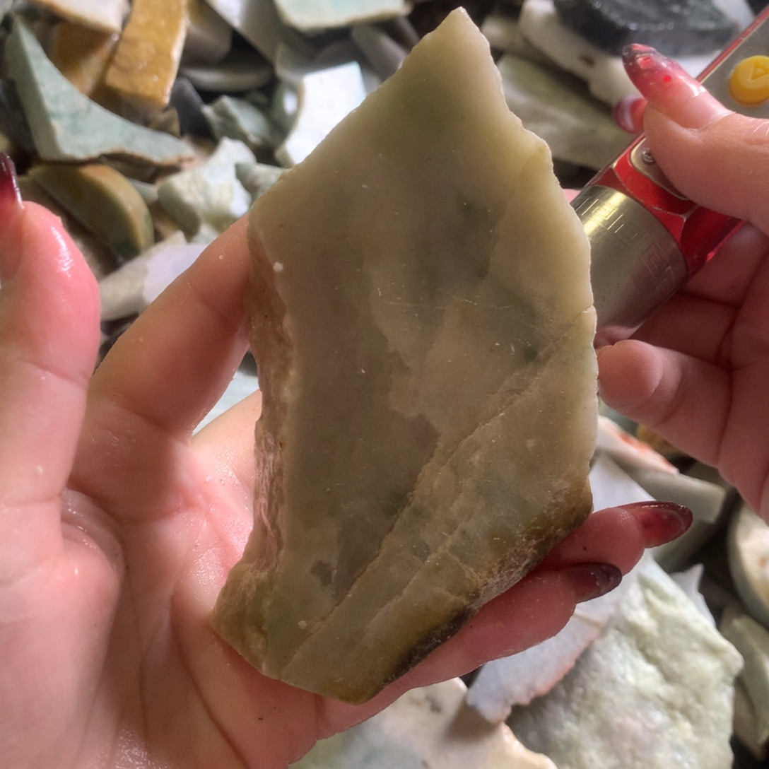 翡翠颈饰未镶嵌缅甸翡翠