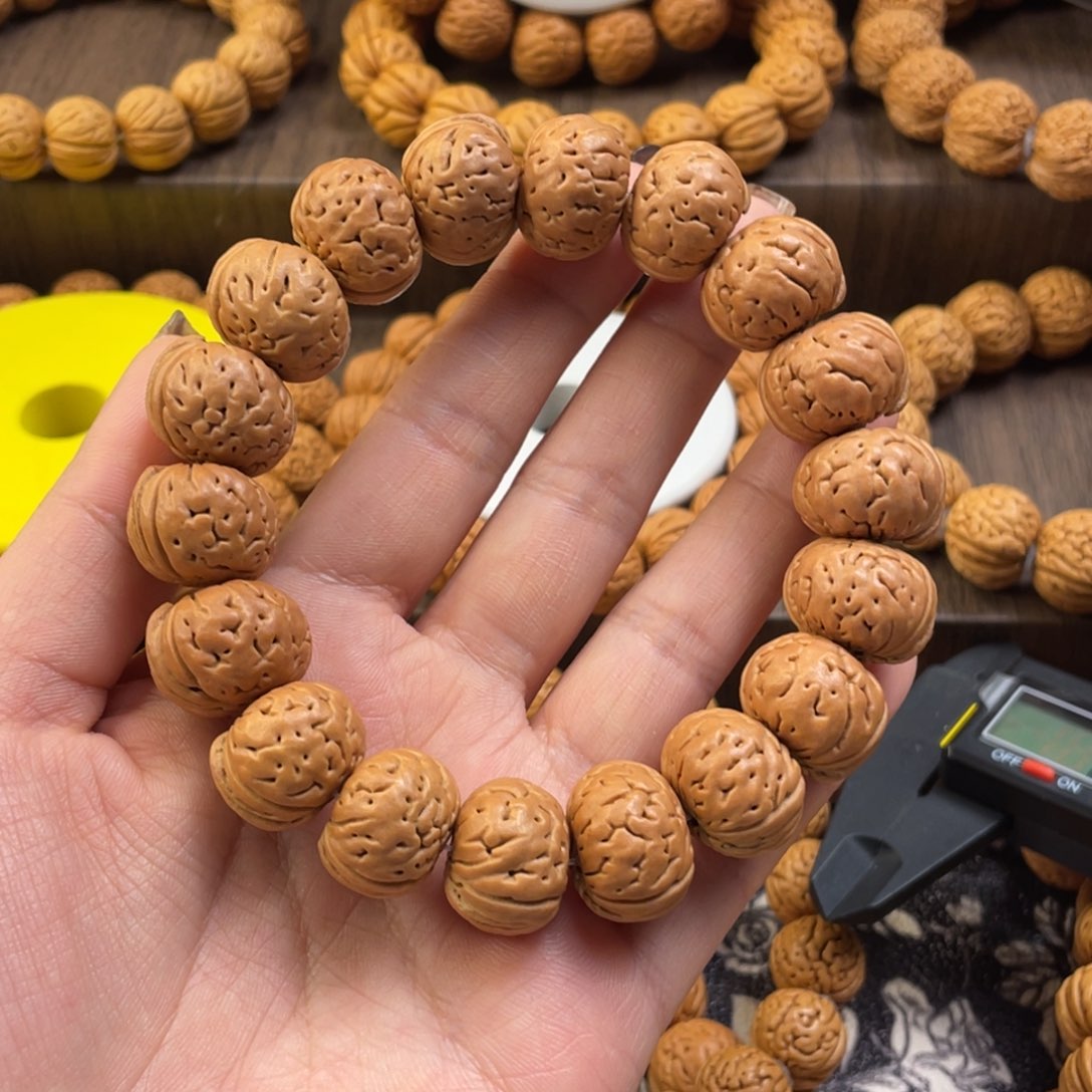 桃核手串-****-树王纽扣