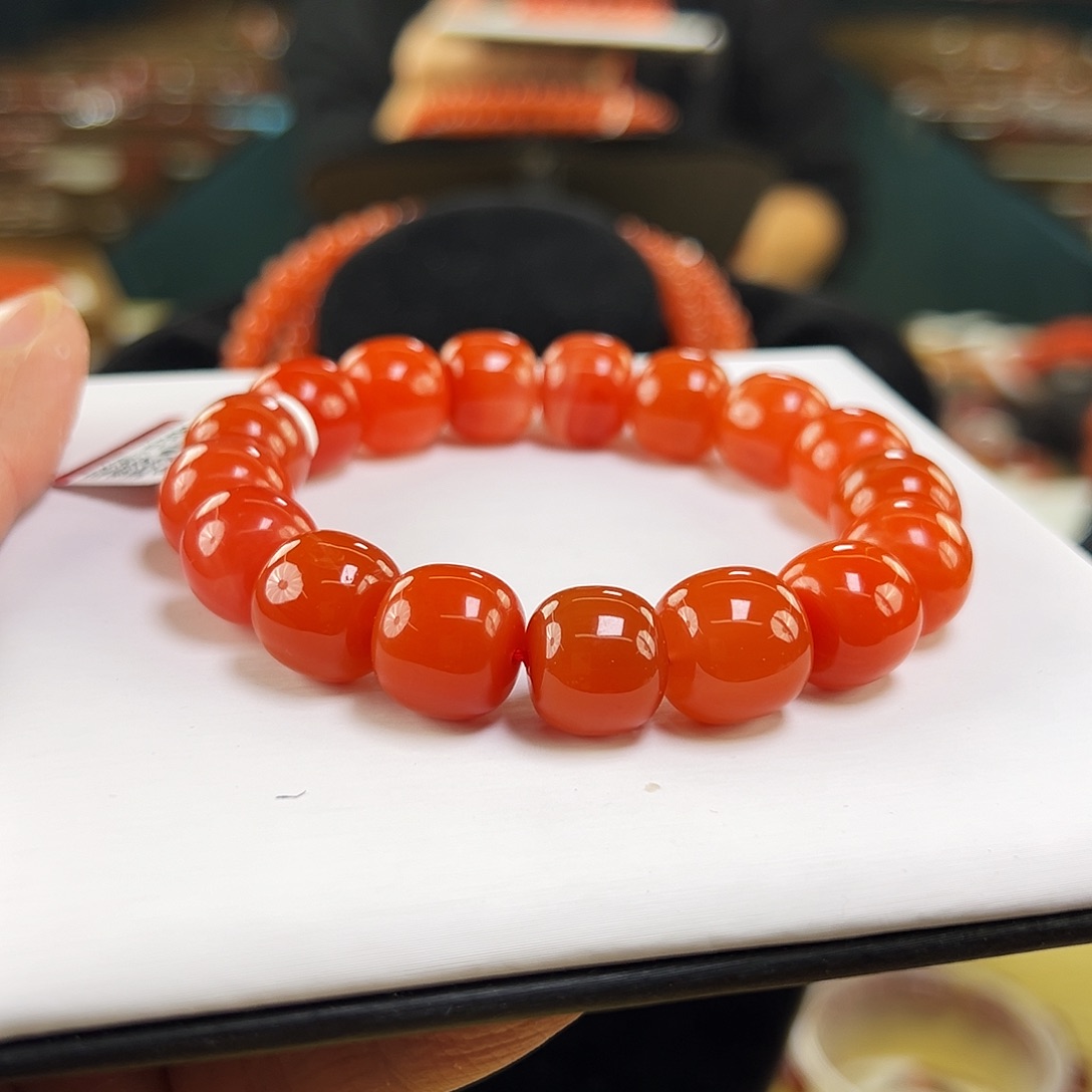 南红玛瑙未镶嵌买13+mmm老型保山南红滴水洞