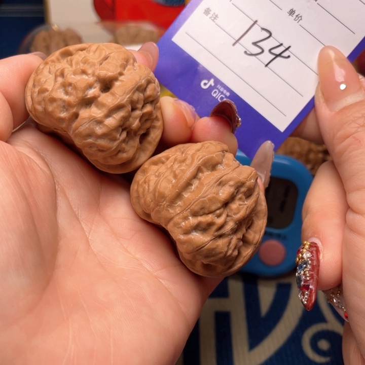 文玩核桃吊坠阿****活41蛤蟆134