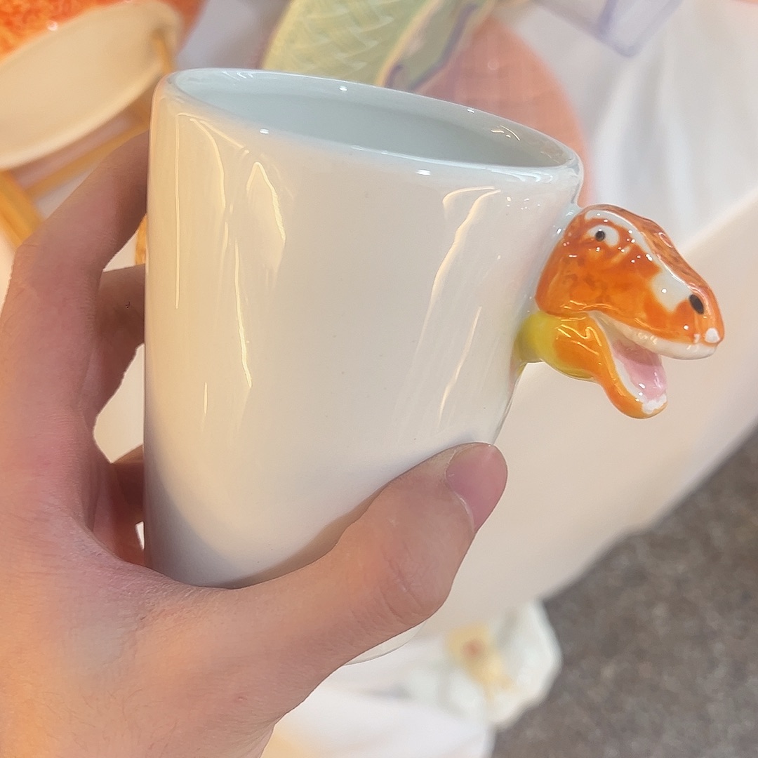 陶其他恐龙杯子。。。。