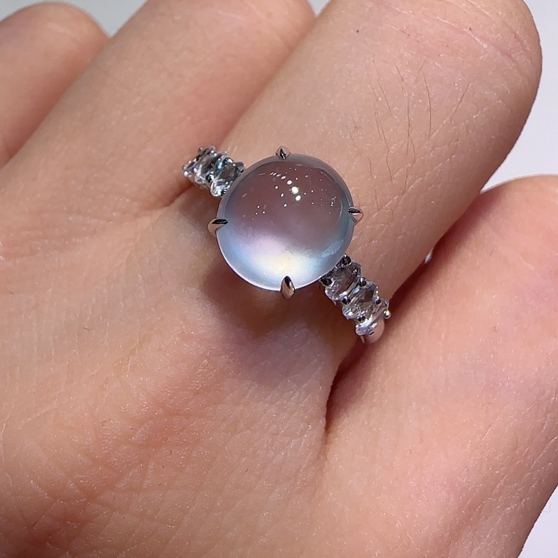 翡翠戒指18K金镶嵌戒指