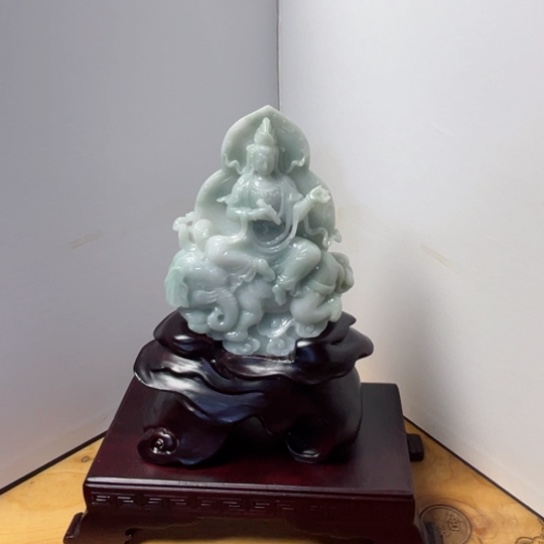 翡翠摆件未镶嵌翡翠