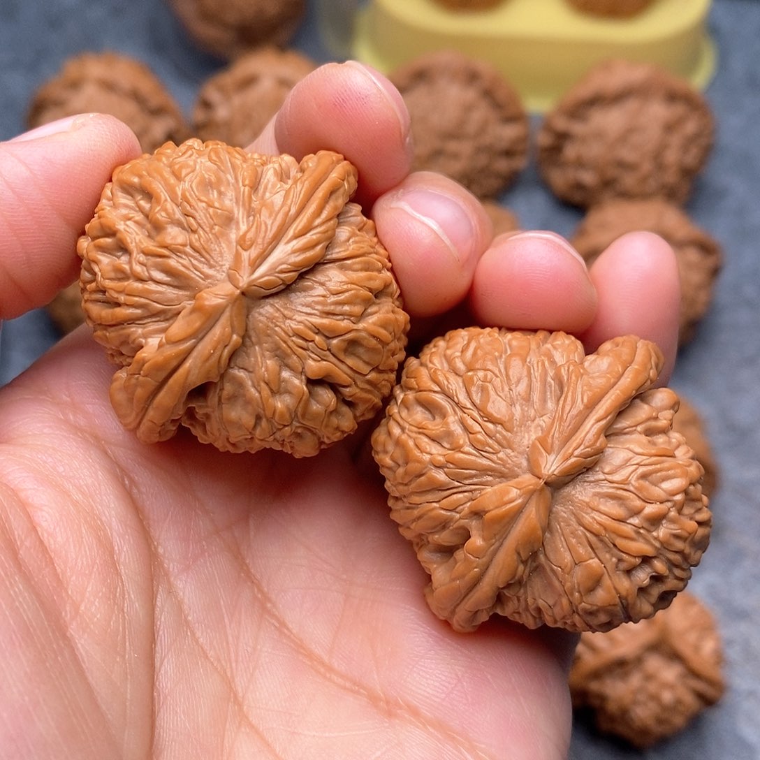 文玩核桃把件白狮子38全品