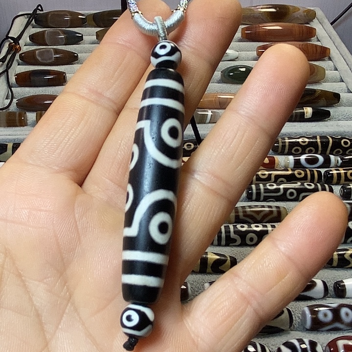 玛瑙/玉髓颈饰合金