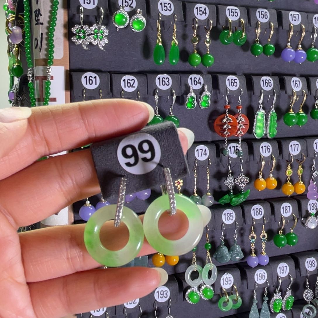 银S925镶嵌翡翠耳饰99