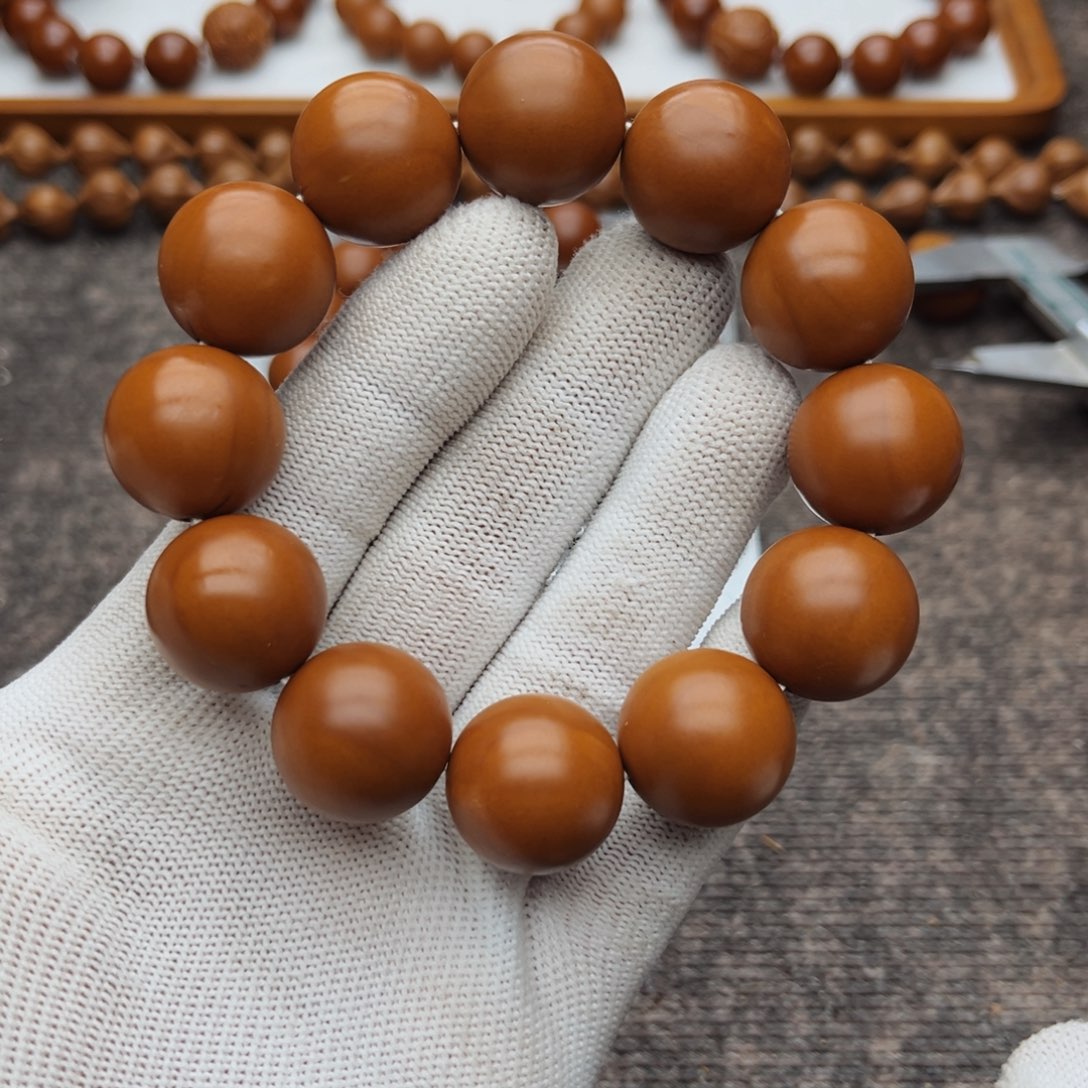 橄榄核手串/手链1.9树王小孔道正圆