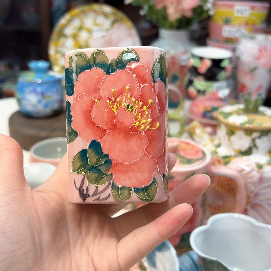 瓷片兔兔好可爱啊