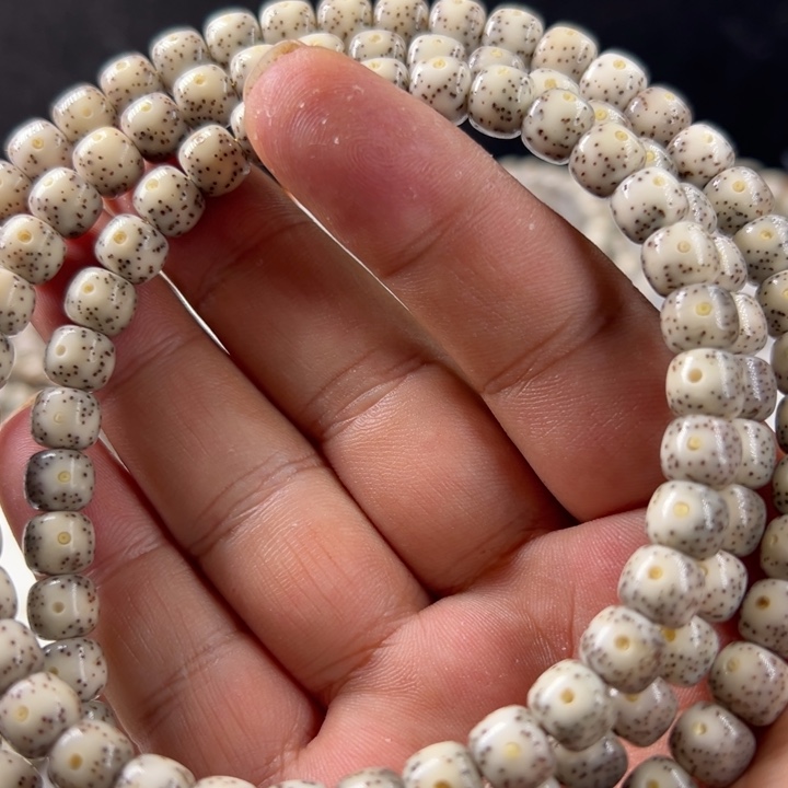 星月菩提吊坠87大眼