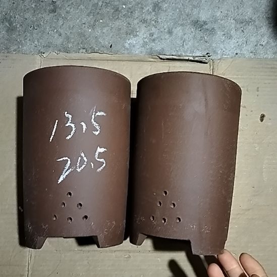 紫砂大笔筒两个微瑕