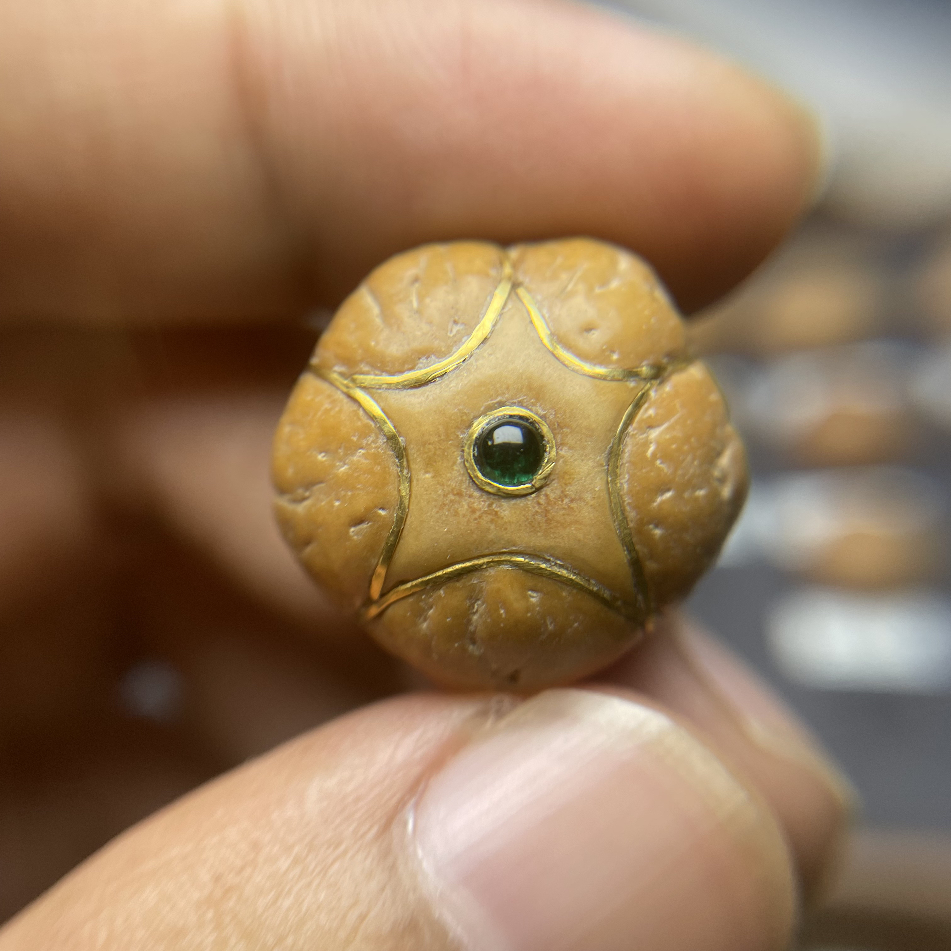 【X01】2025年尼泊尔凤眼五星上将镶嵌 一物一图 打孔不退不换