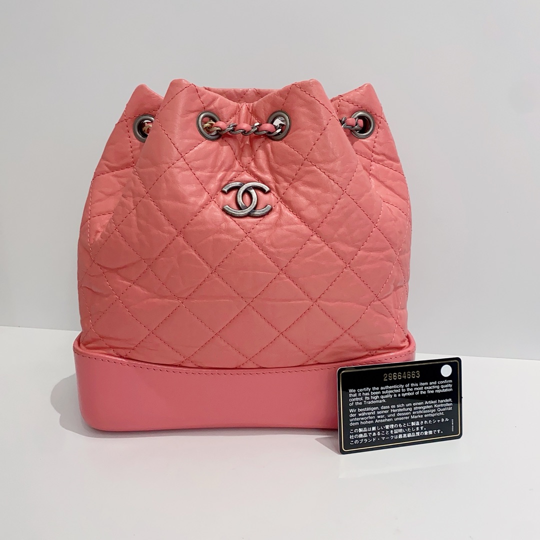 95新 Chanel/香奈儿 流浪粉色小号双肩包29开15854914二奢