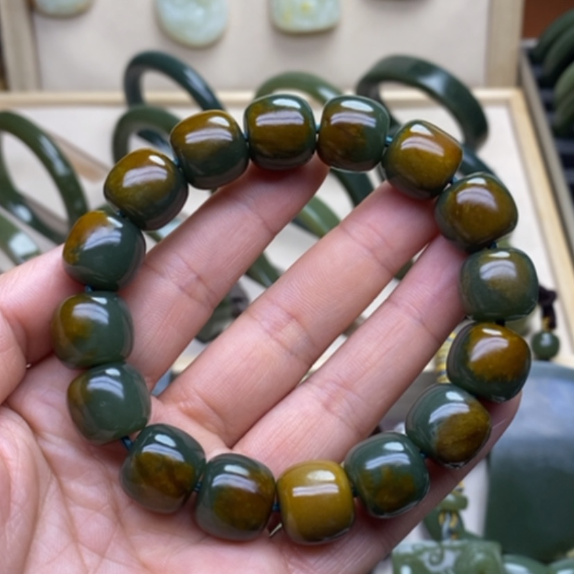 【闪购商品】和田玉手串足铂镶嵌布**介