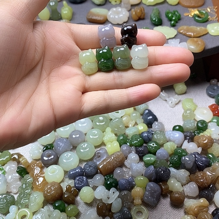 未镶嵌和田玉挂件猫98一个多样性发其一