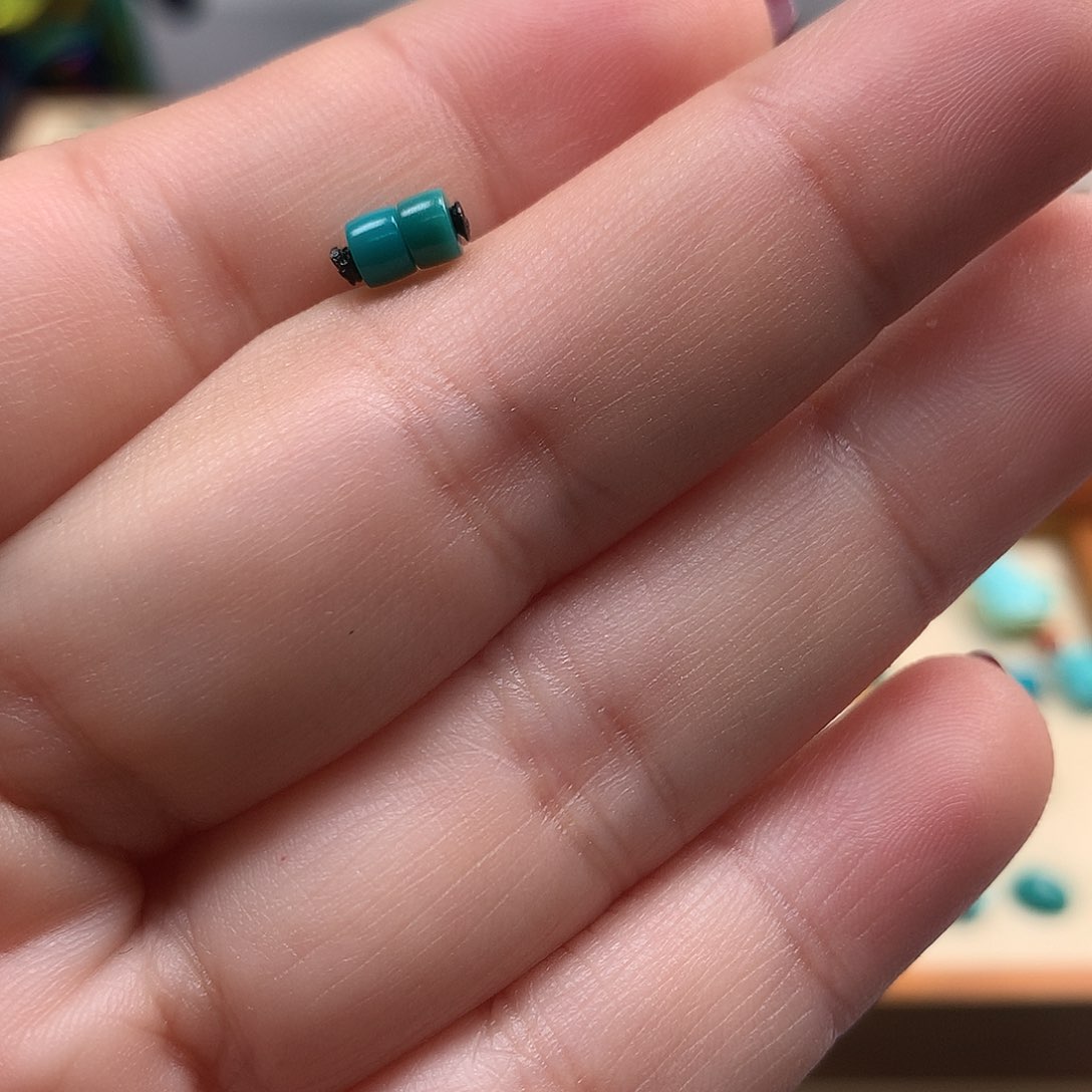 绿松石配饰未镶嵌