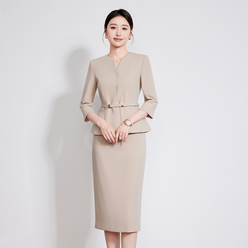 钟老板卡其色七分袖职业套裙女2025新款气质通勤西装半身裙两件套