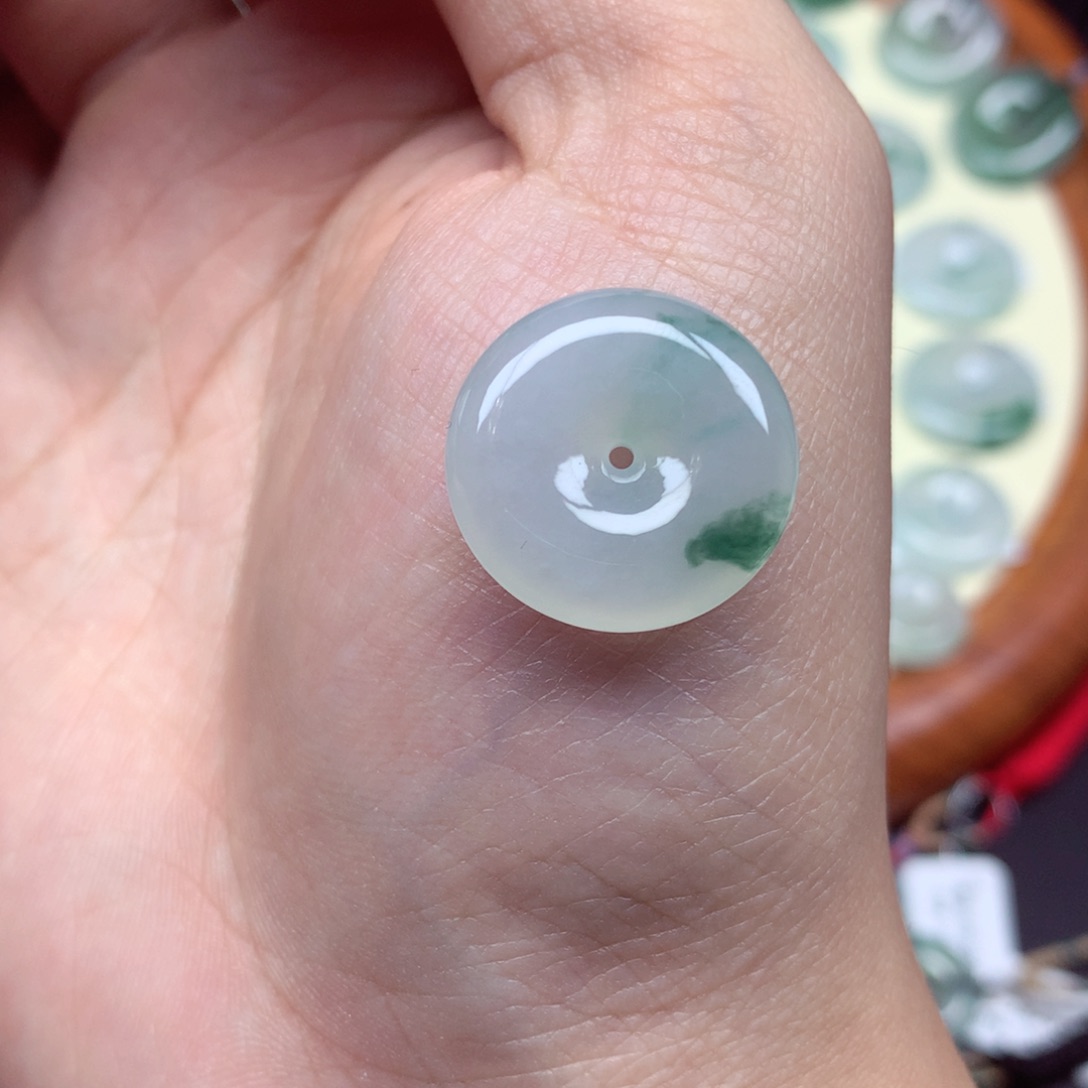 翡翠未镶嵌颈饰吊坠20.5/6mm