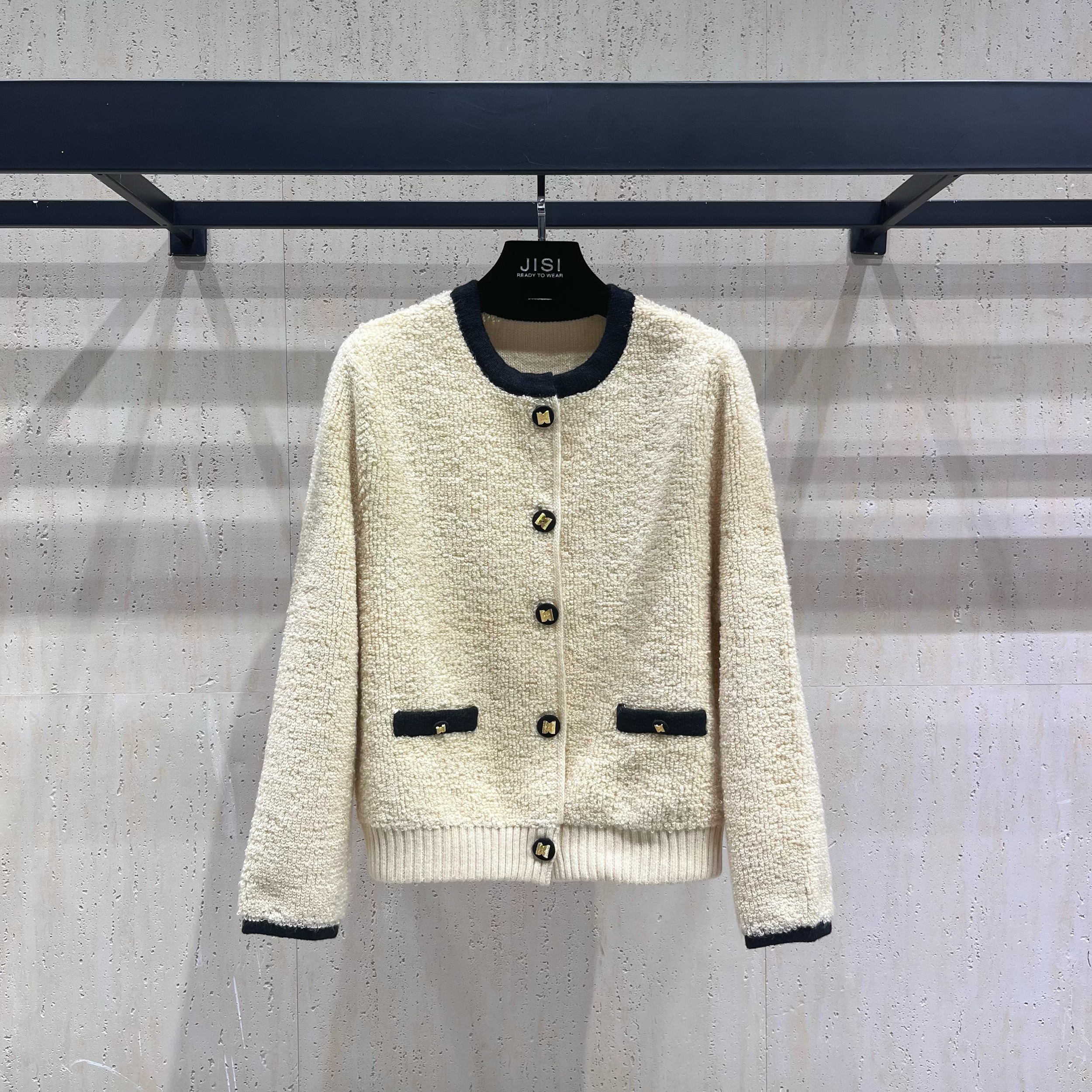 JISI EK特种纱圆领针织厚外套-MZ24430