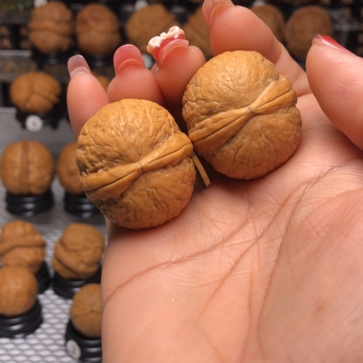 橄榄核把件23碧海龙珠球