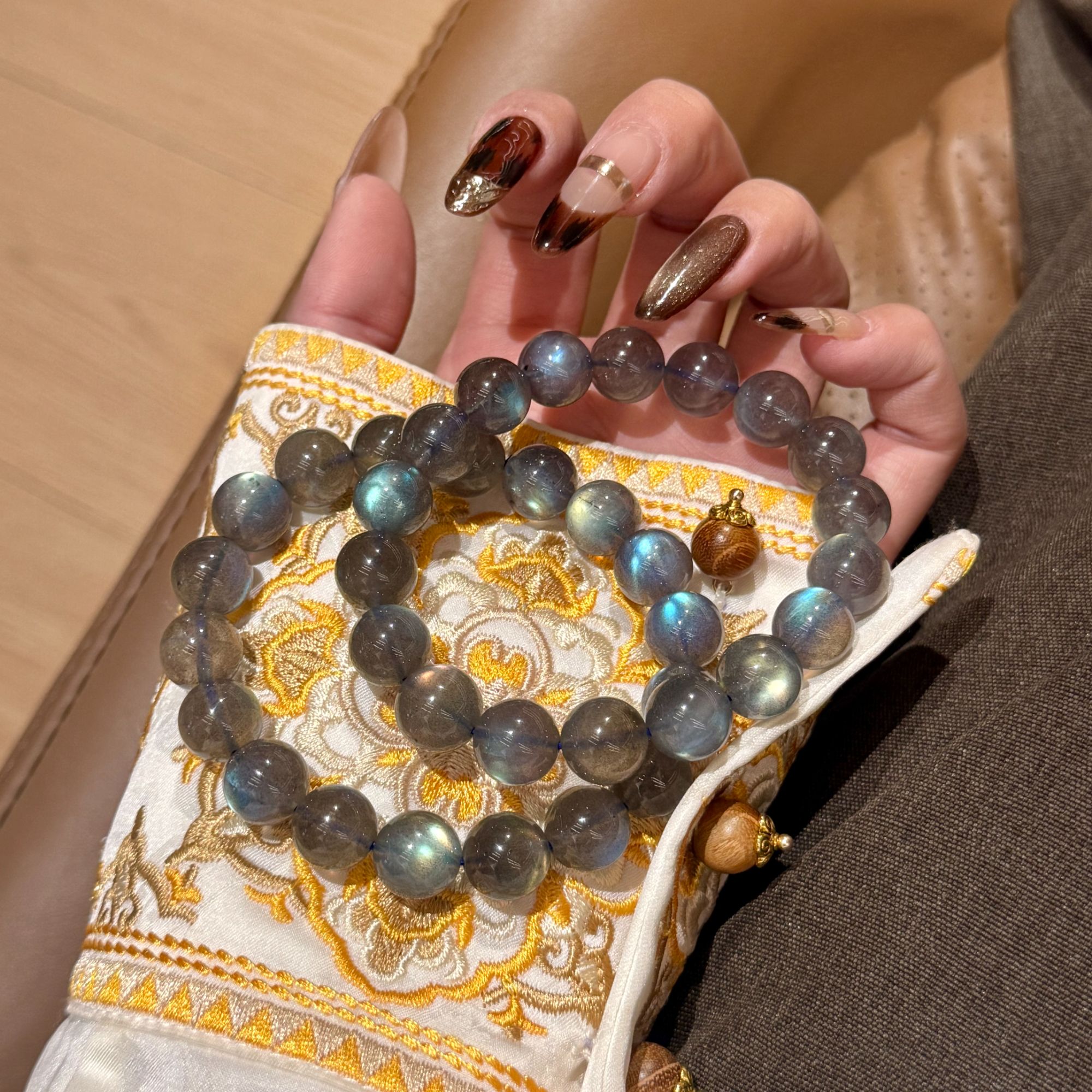 晶挖挖天然高品透体灰月光手串时尚百搭潮流（5543）多样性发其一