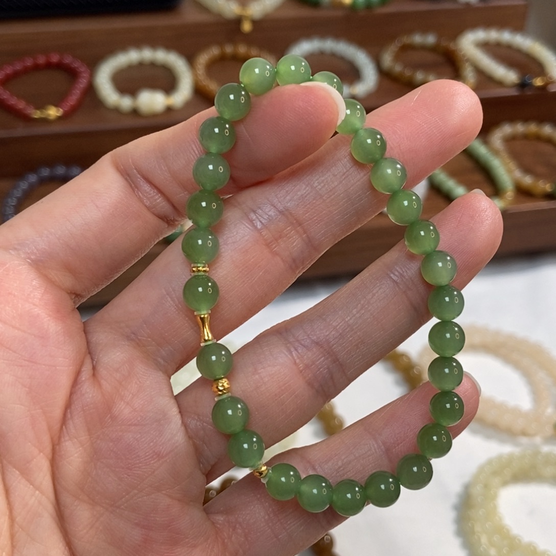 和田玉18K金镶嵌手链6mm冰底浅果绿碧玉