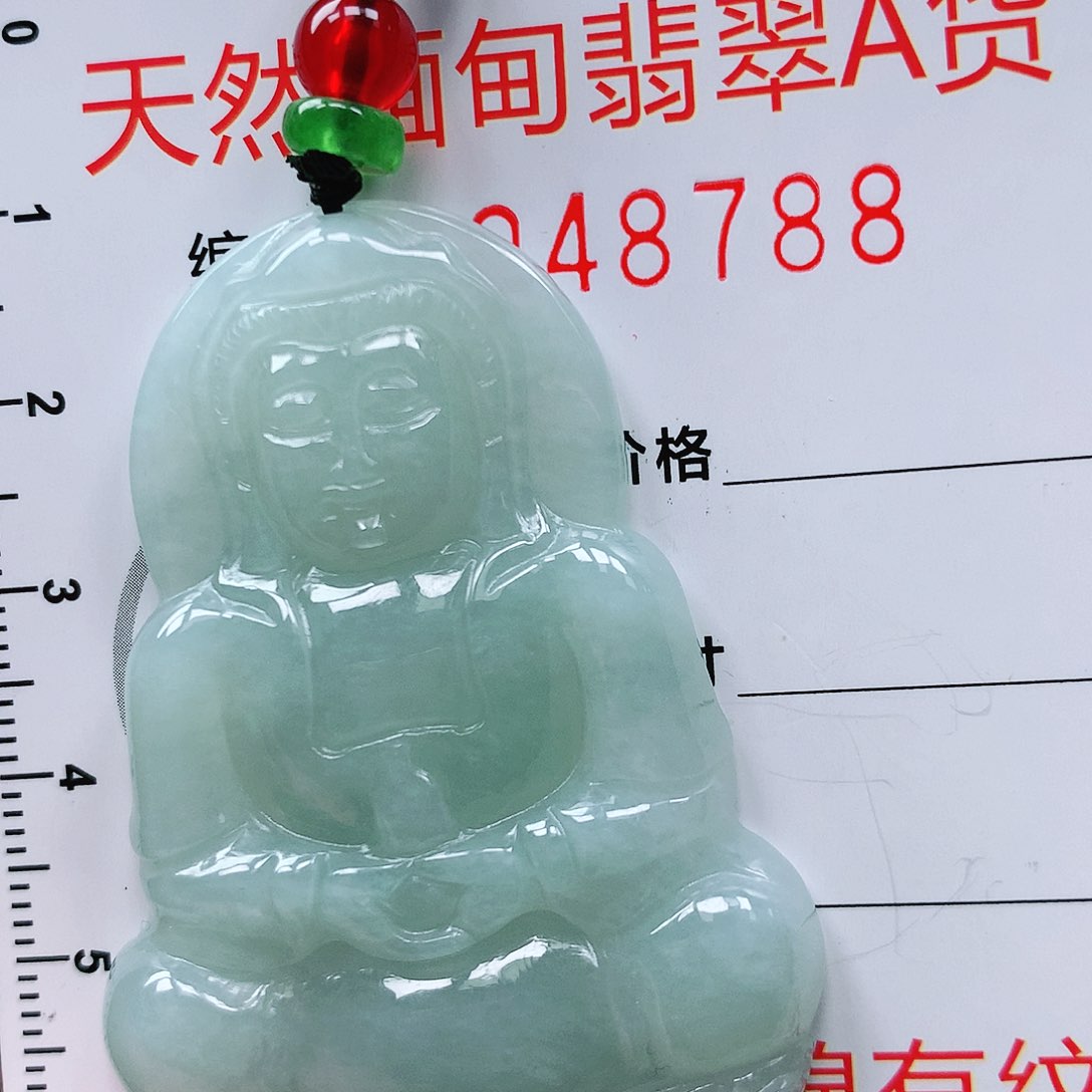 翡翠颈饰未镶嵌111111111