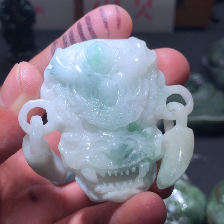 翡翠未镶嵌颈饰保真天然a货翡翠