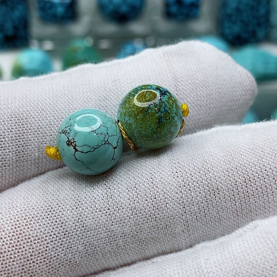 绿松石颈饰未镶嵌