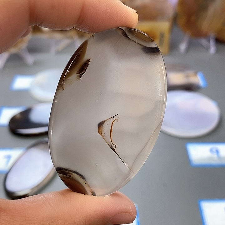 玛瑙/玉髓未镶嵌珠宝半成品