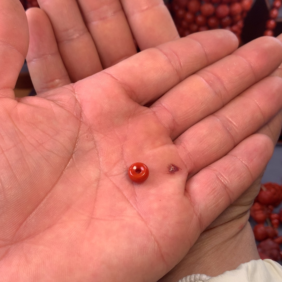 南红玛瑙配饰未镶嵌