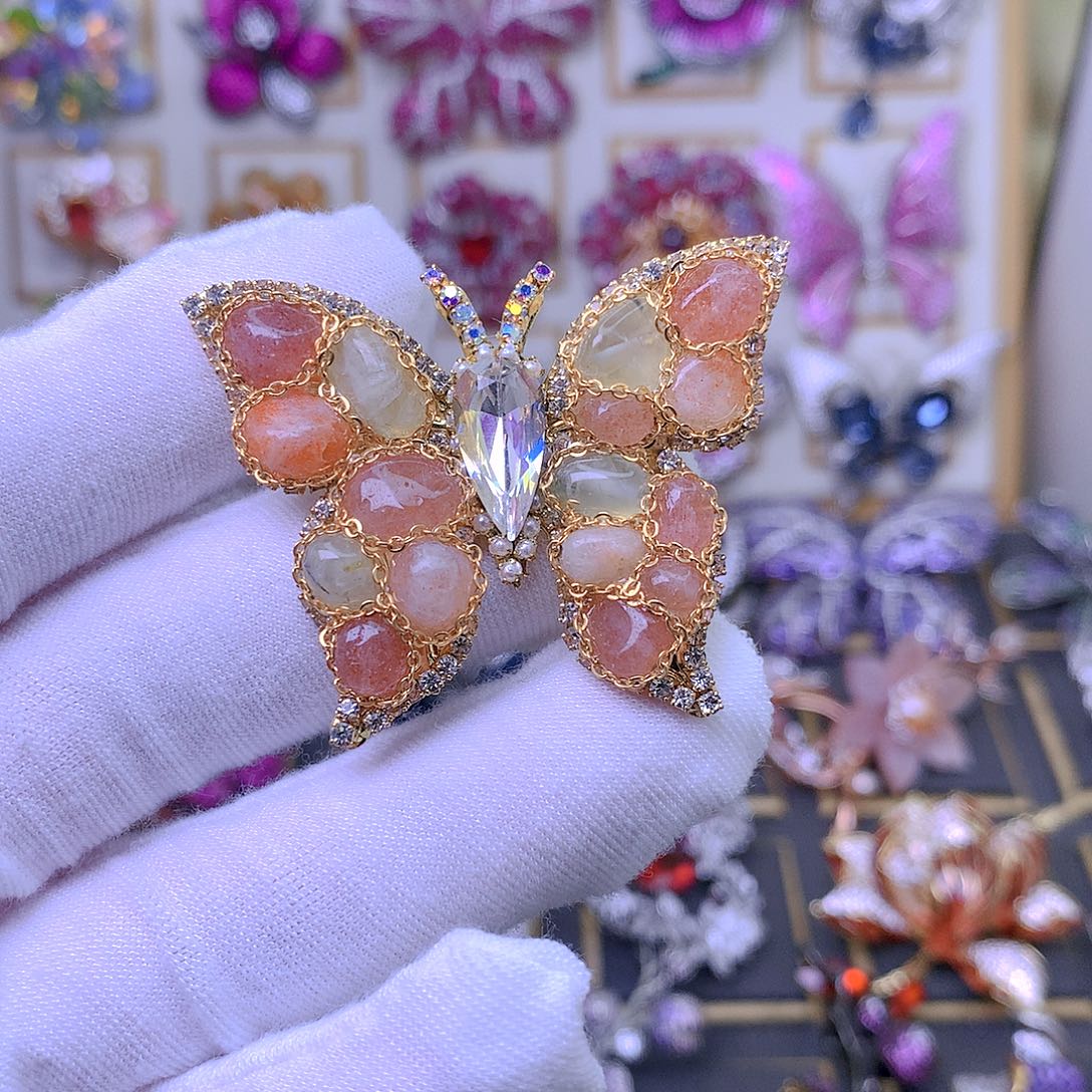 合成立方氧化锆铜胸针胸花