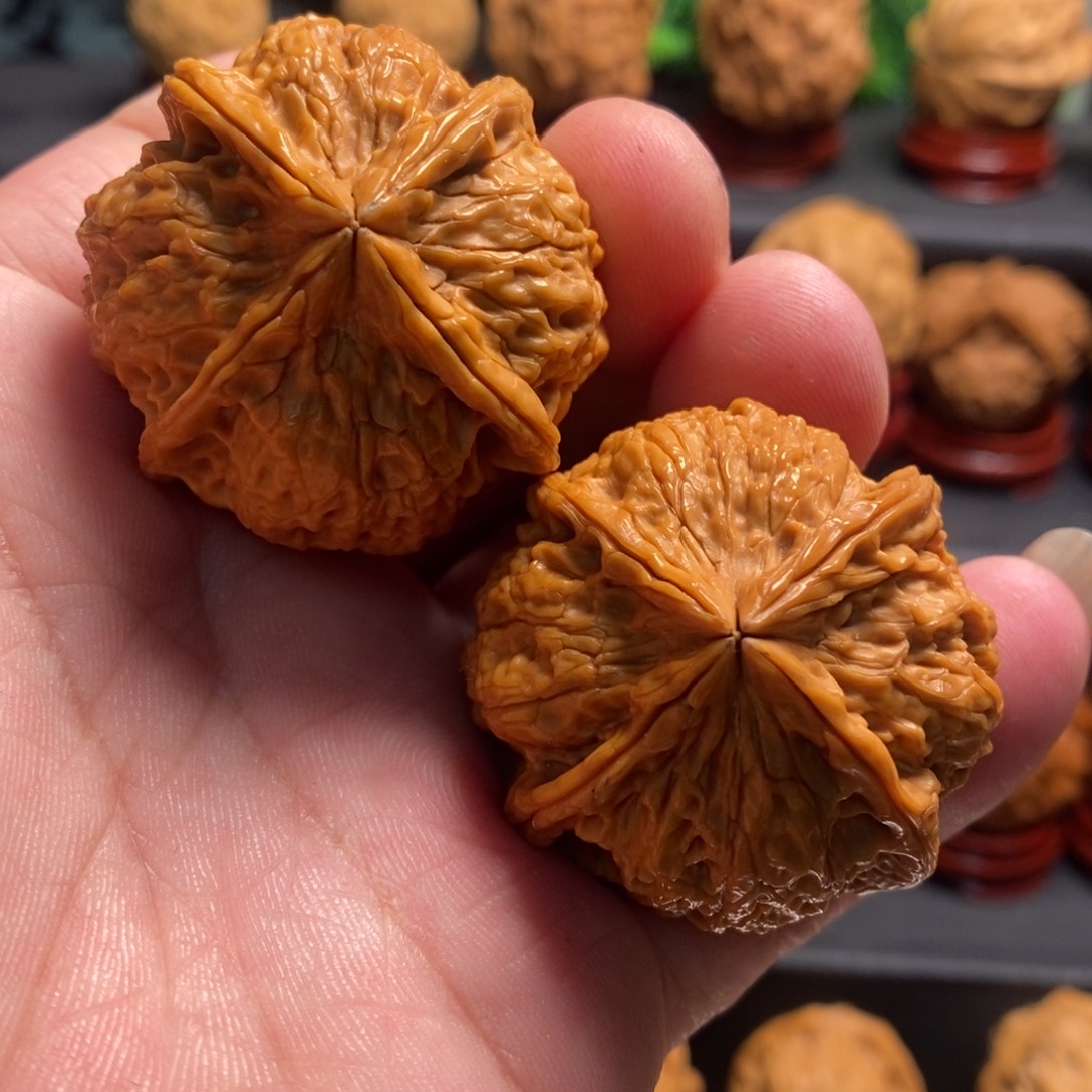 文玩核桃吊坠铁王四棱41尺