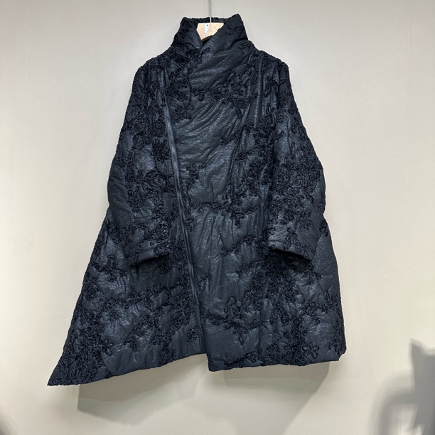 中长款雪尼尔刺绣冬季保暖棉服外套2025冬季不规则风衣