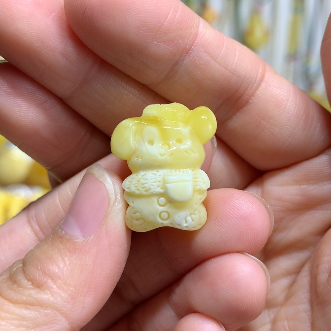 蜜蜡裸石未镶嵌配饰