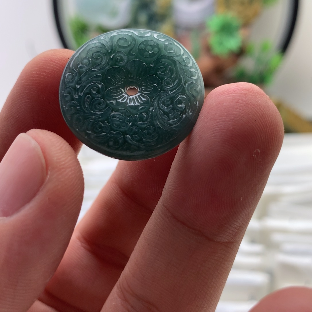 颈饰未镶嵌翡翠扣子