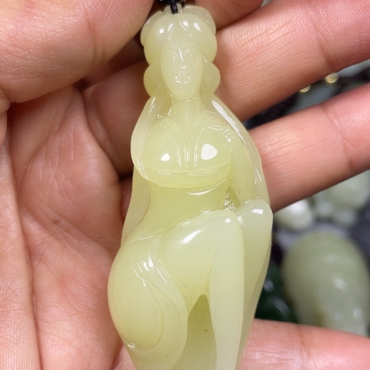 和田玉未镶嵌挂件