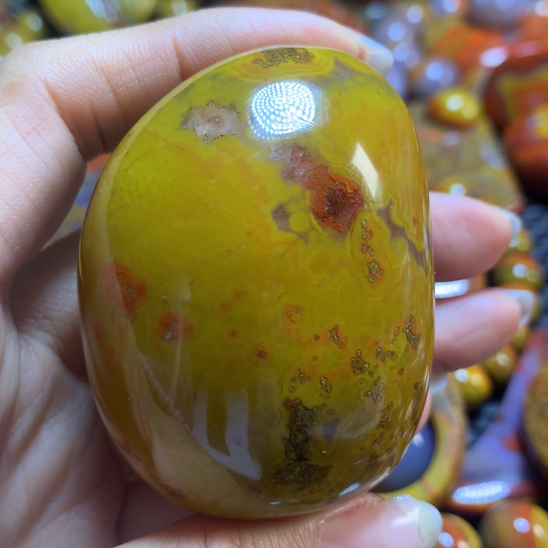 玛瑙/玉髓战国红吊坠未镶嵌