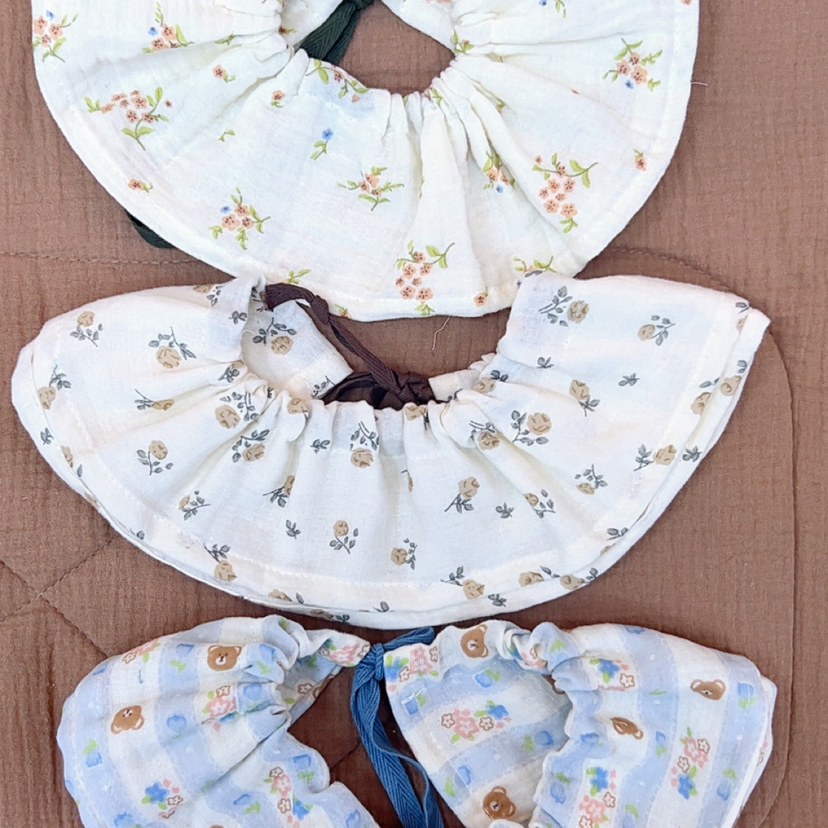 纯棉纱布围嘴婴儿口水巾围兜加大系带四层防吐奶四季抽拉款围嘴